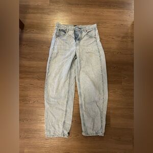 BDG Light Wash Carrot Jeans